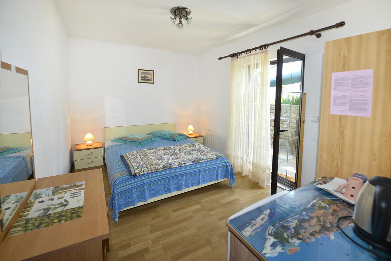 Apartment Mip โปเรช ภายนอก รูปภาพ