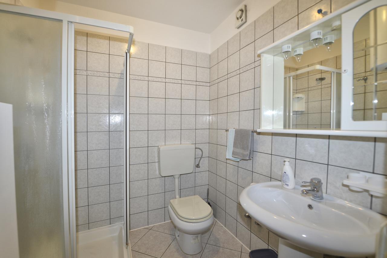 Apartment Mip โปเรช ภายนอก รูปภาพ