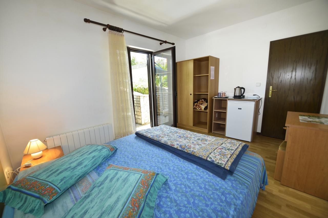 Apartment Mip โปเรช ภายนอก รูปภาพ